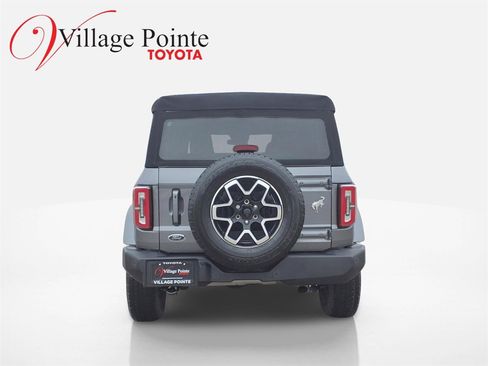Used 2023 Ford Bronco Outer Banks image 5