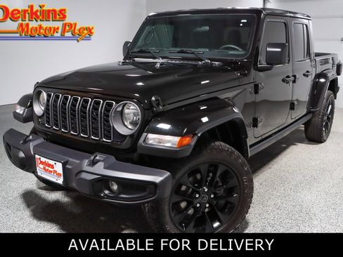 Used 2025 Jeep Gladiator Sport image 1