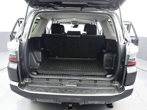 Used 2021 Toyota 4Runner SR5 AWD/4WD image 14