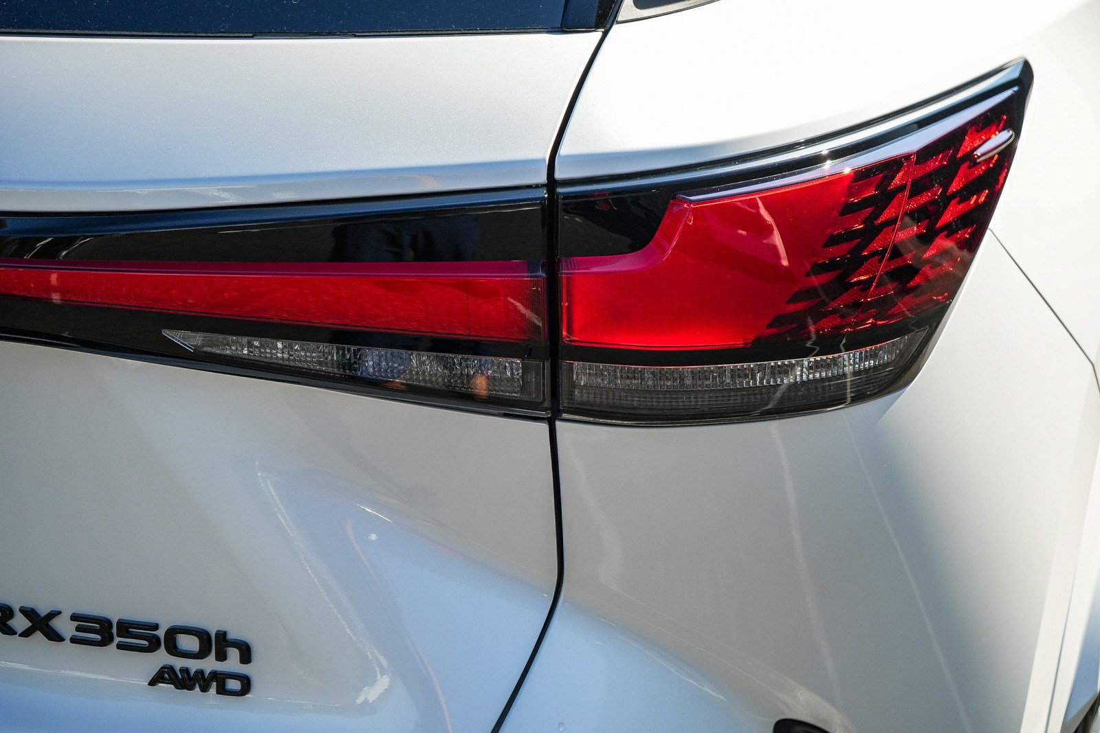 New 2026 Lexus RX 350h AWD/4WD image 7