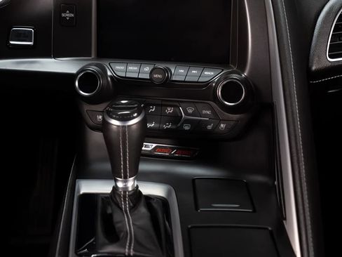 Used 2019 Chevrolet Corvette Z06 image 24