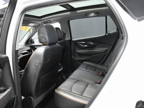 Used 2023 GMC Terrain AT4 w/ Infotainment Package II image 33