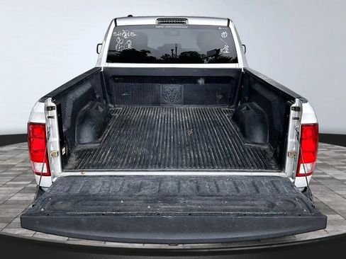 Used 2014 RAM 1500 Express RWD image 7