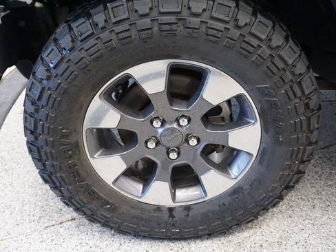 Certified 2018 Jeep Wrangler Unlimited Sahara image 21