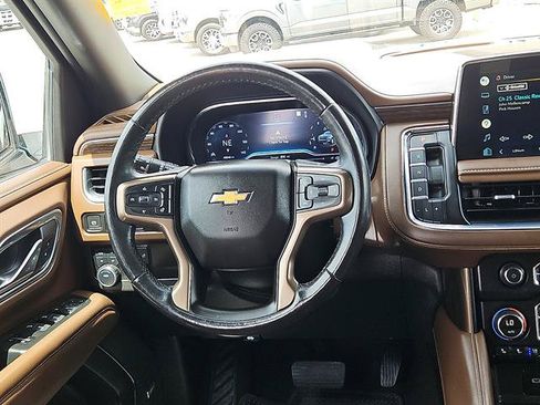 Used 2022 Chevrolet Tahoe High Country AWD/4WD image 11