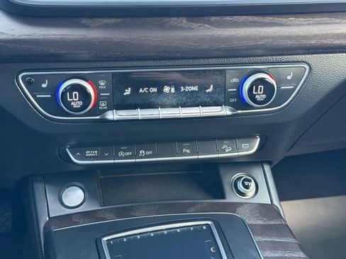 Used 2018 Audi Q5 Prestige w/ Prestige Package AWD/4WD image 25