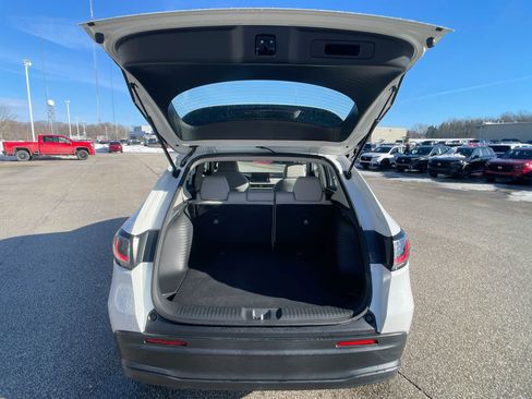 Certified 2023 Honda HR-V LX image 23
