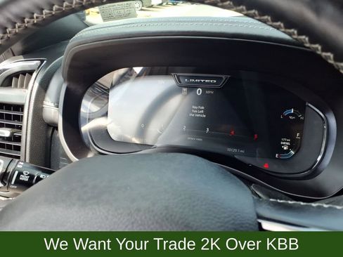 Used 2025 RAM 3500 Limited AWD/4WD image 26