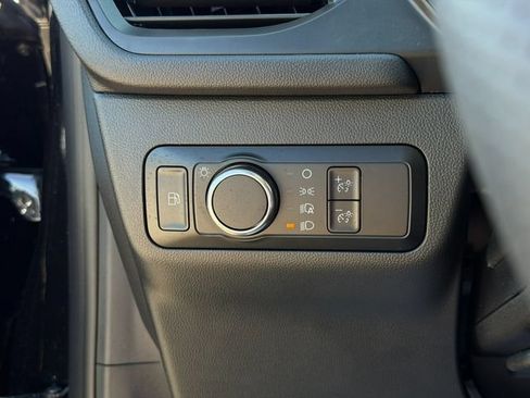 Used 2025 Ford Escape ST-Line w/ Equipment Group 301A FWD image 39