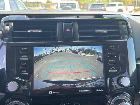 Used 2022 Toyota 4Runner TRD Off-Road Premium w/ Moonroof Package AWD/4WD image 25