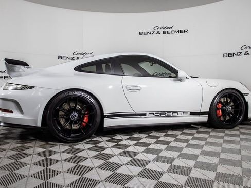 Used 2015 Porsche 911 GT3 image 11