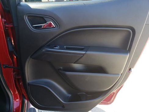 Used 2018 Chevrolet Colorado LT w/ LT Convenience Package image 14