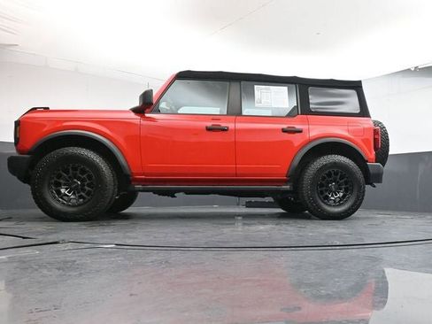 Used 2023 Ford Bronco Base image 30