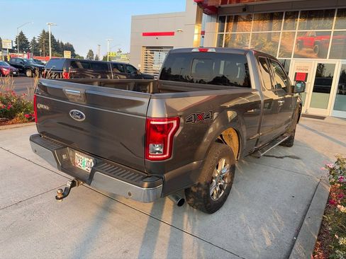Used 2016 Ford F150 XLT w/ Equipment Group 302A Luxury AWD/4WD image 4