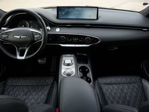 Used 2024 Genesis GV70 3.5T Sport w/ Sport Advanced Package AWD/4WD image 8