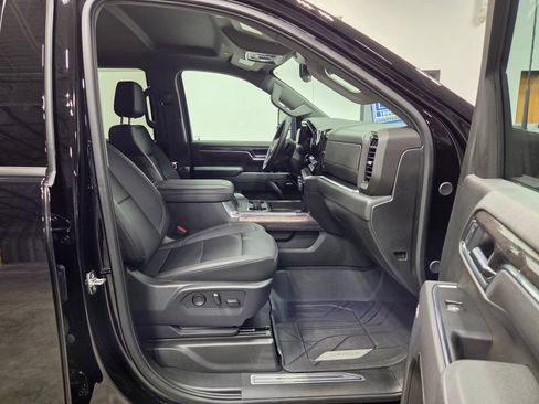 Used 2026 Chevrolet Silverado 3500 LTZ w/ Trail Boss Package AWD/4WD image 19
