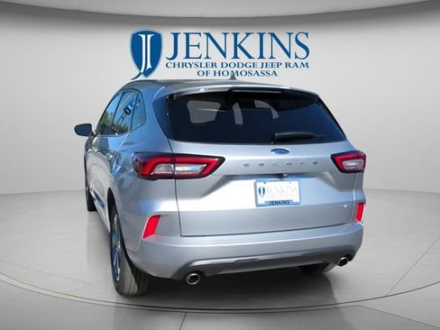 Used 2024 Ford Escape ST-Line AWD/4WD image 7