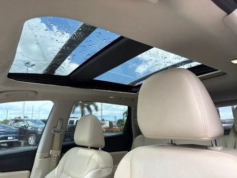 Used 2019 Nissan Murano SL w/ SL Technology Package FWD image 31