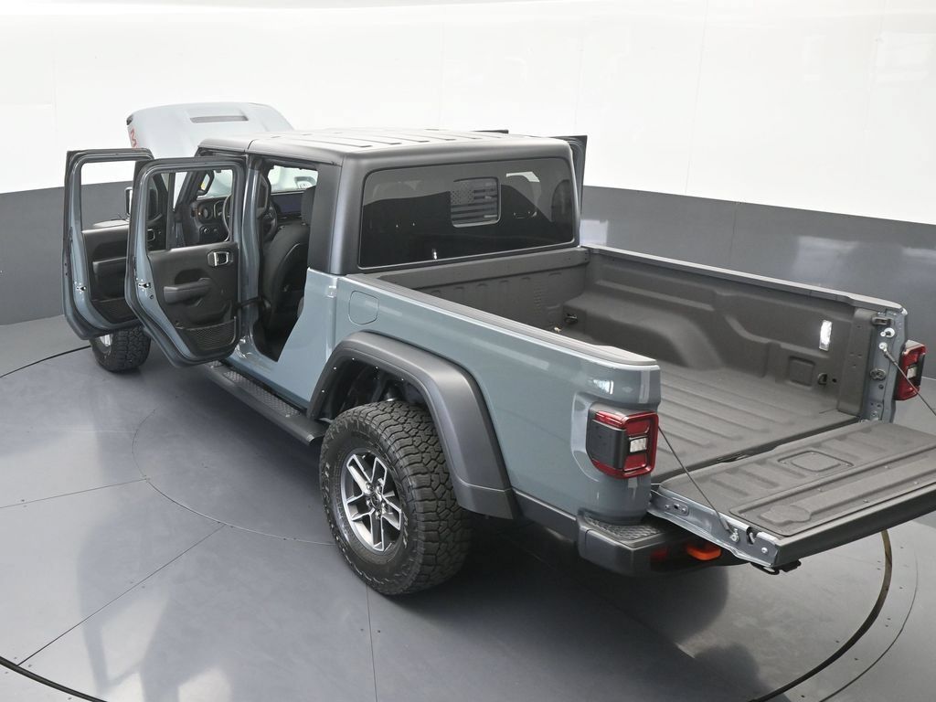 Used 2024 Jeep Gladiator Mojave AWD/4WD image 67