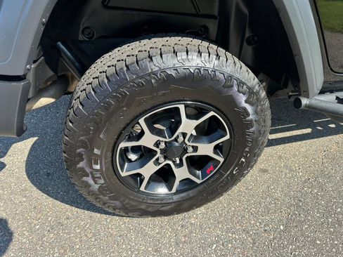 Used 2018 Jeep Wrangler Unlimited Sport S image 31