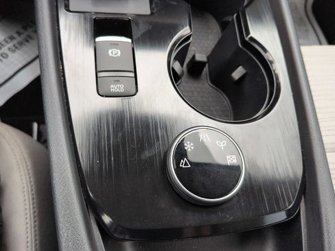 Used 2023 Nissan Rogue SV AWD/4WD image 20