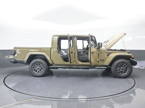 New 2026 Jeep Gladiator Sport image 68