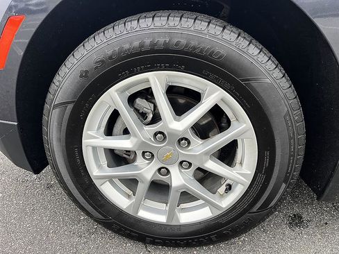Used 2022 Chevrolet Equinox LS AWD/4WD image 9