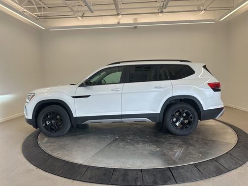 New 2026 Volkswagen Atlas Peak Edition AWD/4WD image 5