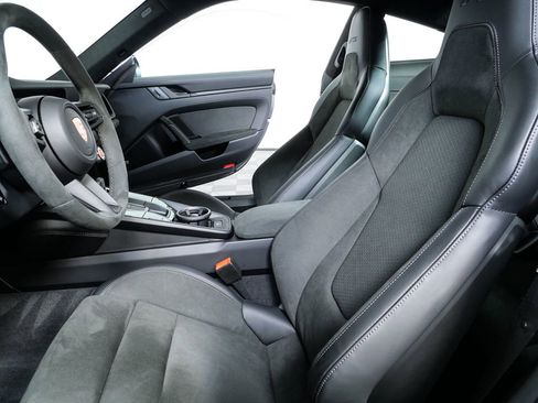 Certified 2026 Porsche 911 Carrera GTS image 5
