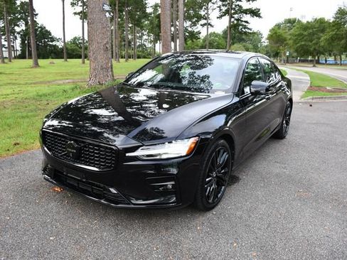 Used 2024 Volvo S60 B5 Plus w/ Climate Package AWD/4WD image 7