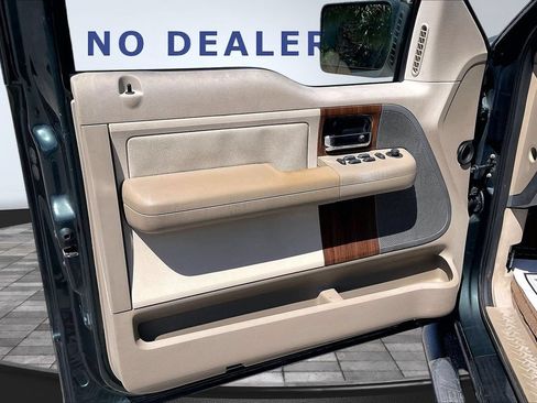 Used 2004 Ford F150 Lariat RWD image 18