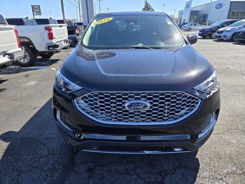 Certified 2024 Ford Edge SEL w/ Convenience Package AWD/4WD image 2