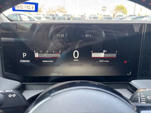 Used 2026 Nissan Kicks SR AWD/4WD image 34