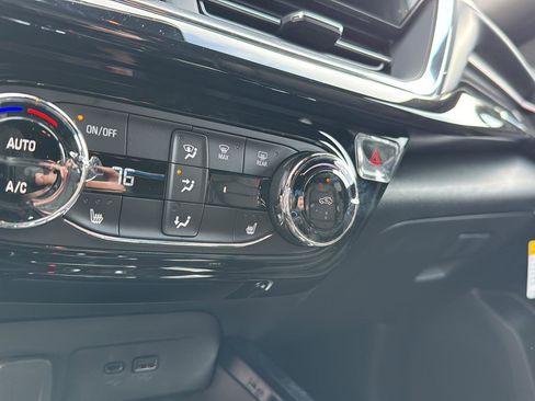 New 2026 Chevrolet Trax RS w/ Driver Confidence Package image 24