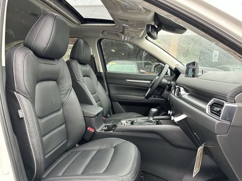New 2025 MAZDA CX-5 AWD 2.5 S w/ Preferred Package image 25