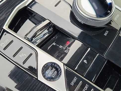 Certified 2023 BMW X7 xDrive40i w/ Executive Package image 14