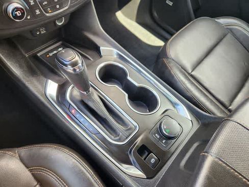 Used 2020 Chevrolet Traverse Premier w/ LPO, Floor Liner Package FWD image 18