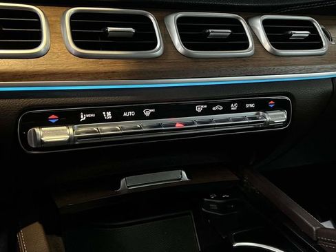 Certified 2022 Mercedes-Benz GLS 450 4MATIC image 27