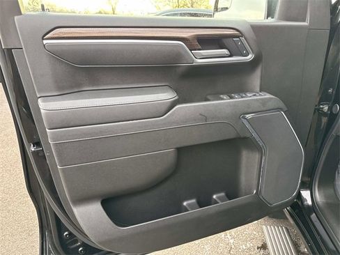 Certified 2025 Chevrolet Silverado 1500 LT image 8