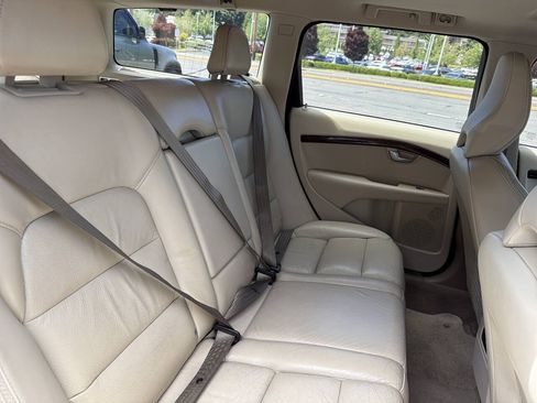 Used 2011 Volvo XC70 T6 AWD/4WD image 26