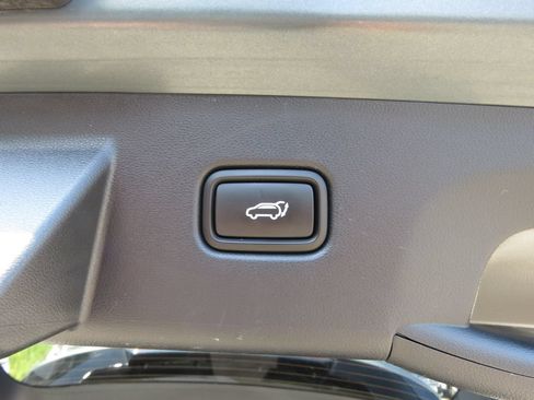Used 2024 Hyundai Tucson Limited AWD/4WD image 18