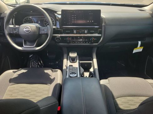 Certified 2026 Nissan Pathfinder SV AWD/4WD image 12