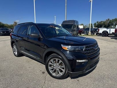 Certified 2022 Ford Explorer XLT w/ Equipment Group 202A