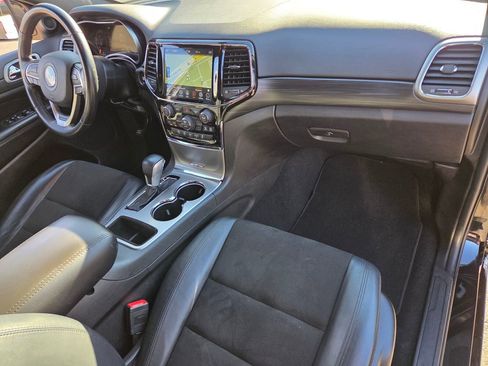 Used 2021 Jeep Grand Cherokee Laredo X RWD image 21