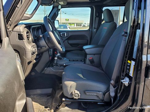 Used 2025 Jeep Wrangler Unlimited Rubicon w/ XTREMEE 35" Tire Package image 26