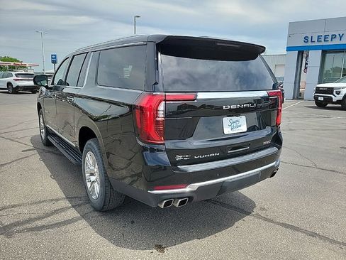 Used 2025 GMC Yukon XL Denali AWD/4WD image 7