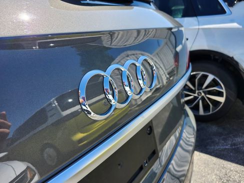 Certified 2025 Audi Q5 2.0T Premium Plus w/ Premium Plus Package image 14