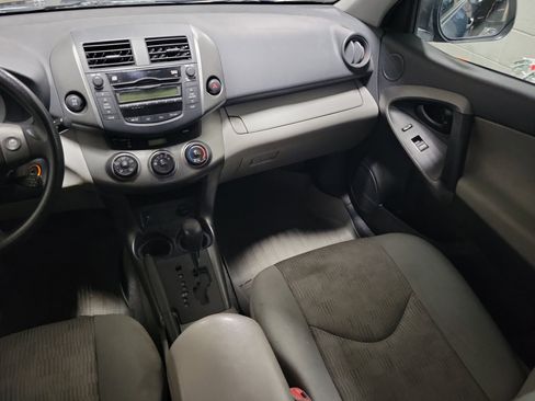 Used 2011 Toyota RAV4 4WD image 12