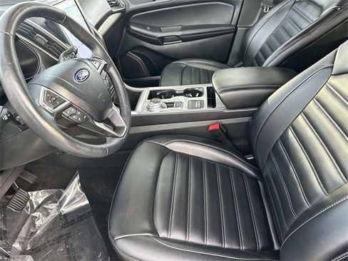 Used 2024 Ford Edge SEL w/ Convenience Package image 24