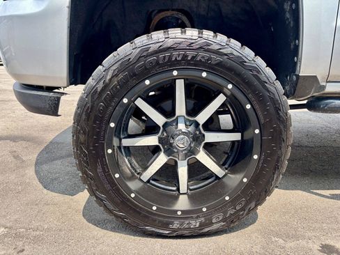 Used 2016 Chevrolet Silverado 1500 LT w/ LT Convenience Package AWD/4WD image 24